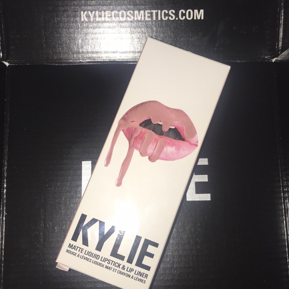 KYLIE JENNER AUTHENTIC KOKO K LIPKIT LIPSTICK